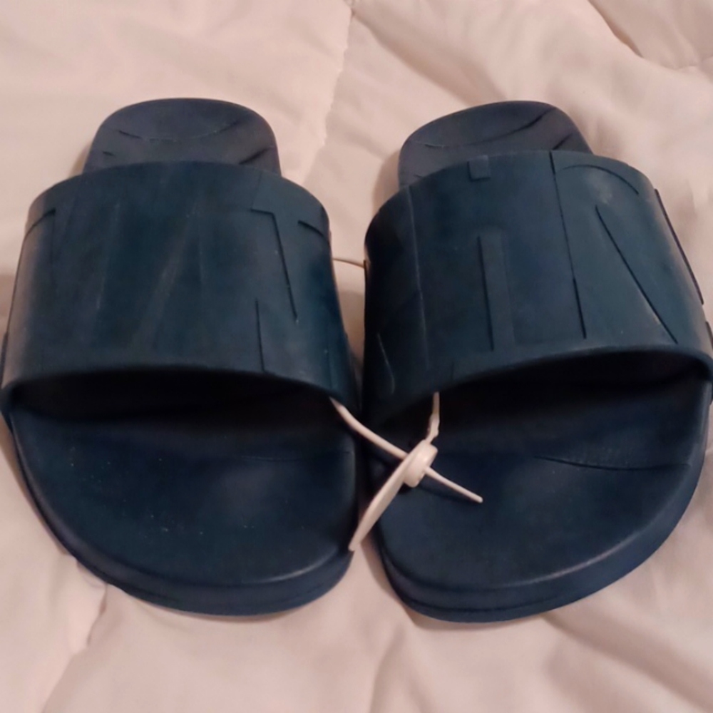 NEW!!! Men's Jimmy Choo logo slides!